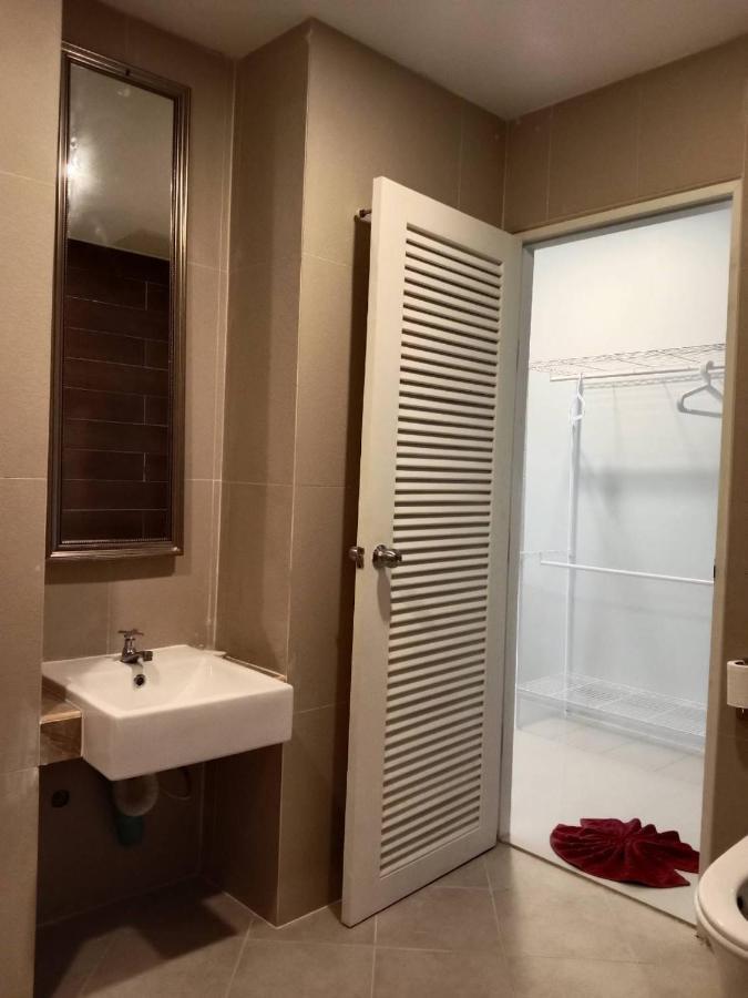Baan Ampai Beach Hotel Хуа-Тханон-Бич Экстерьер фото