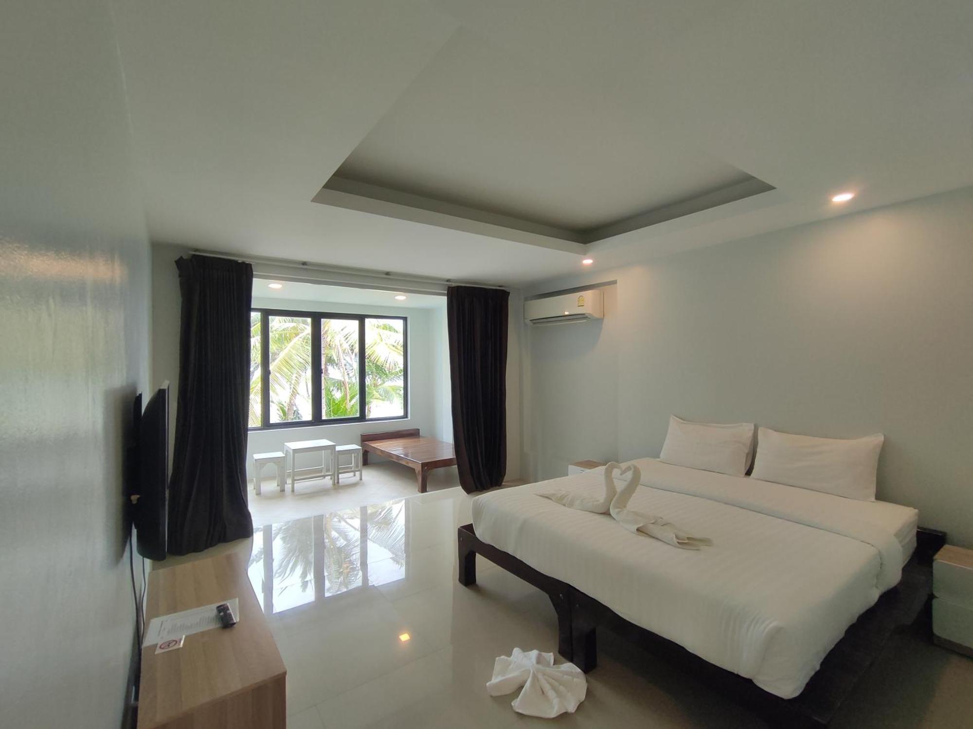 Baan Ampai Beach Hotel Хуа-Тханон-Бич Экстерьер фото